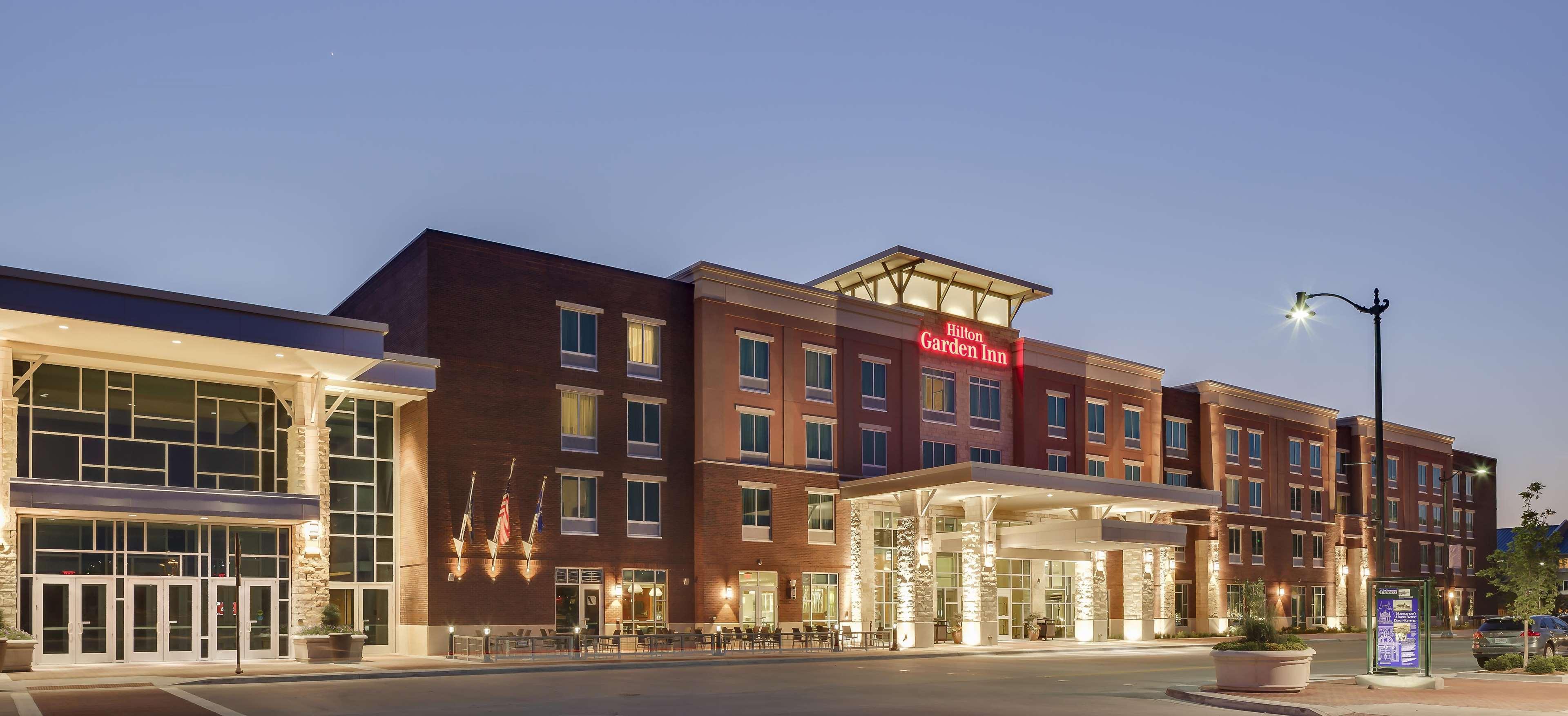 Hilton Garden Inn Manhattan Kansas Exterior photo