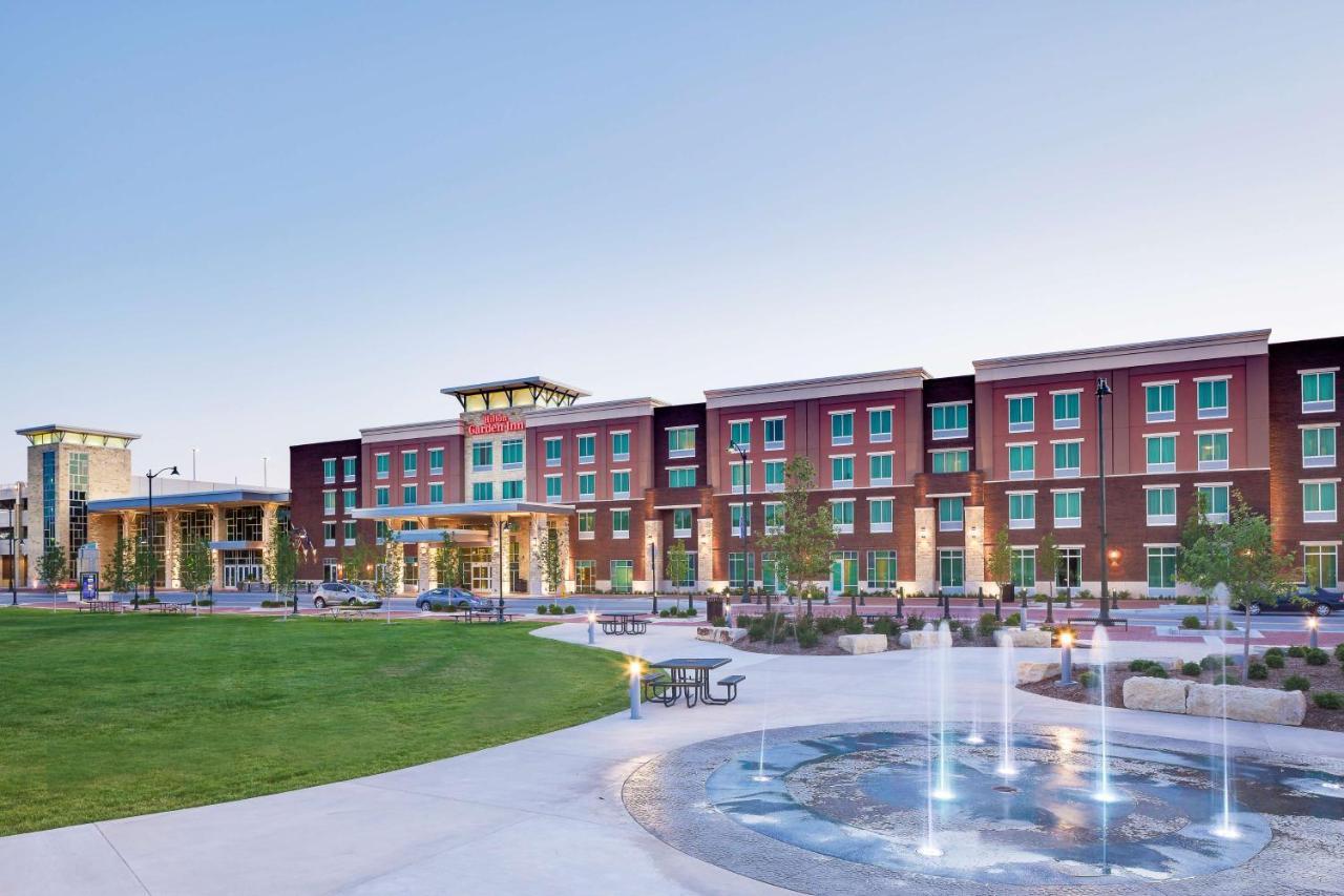 Hilton Garden Inn Manhattan Kansas Exterior photo